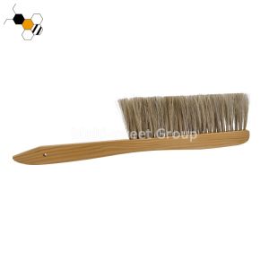 Buy cheap Beekeeping Equipment 2rows Horsetail Bee Brush Apiculture Tools from wholesalers