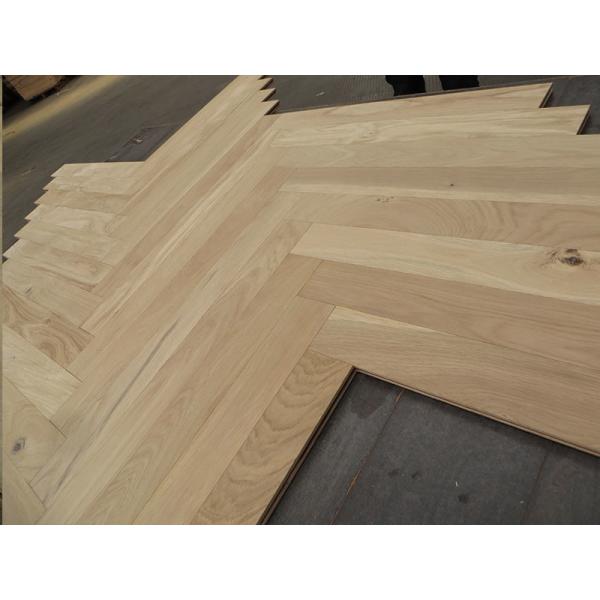 Quality Unfinished French Oak Herringbone Flooring Fishbone Oak Engineered Flooring 10-22mm for sale
