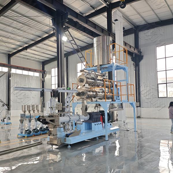 Double Screw Pet Food Extruder , Unique Dry Pet Food Production Line