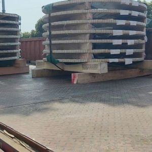 China Cold Rolled Stainless Steel Strip Roll 0.3 - 3.0mm Slit Cutting Without Burr 8K on sale