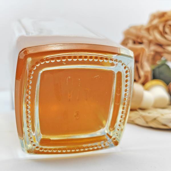 500M L Square Transparent High White Glass Wine Bottle With Lid for Juice Proper