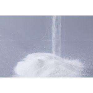 China Hexagonal Crystal Structure Insoluble Calcined White Aluminum Oxide for Glass Compounds and Industries on sale