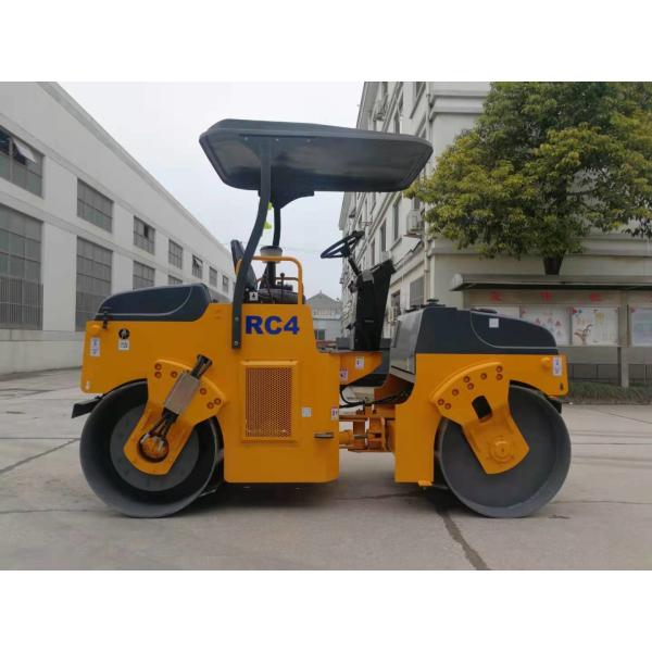 Buy cheap 4000kg Vibratory Road Roller Variable Speed Roller Road Machine from wholesalers