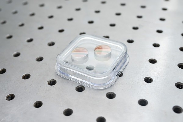 Quality Wide Light Transmission Magnesium Fluoride Glass , Cylindrical Lenses Optical Flat Glass  for sale