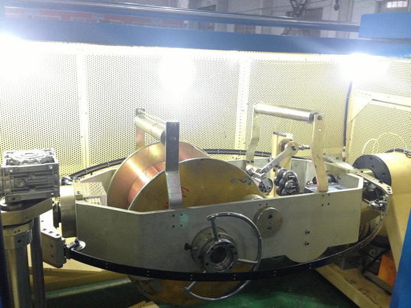 Quality Durable Double Wire Twisting Machine With PLC Touch Screen Controller for sale