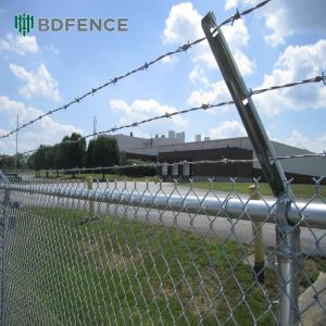 Buy cheap Chain Link Wire Fence 2m X 15m Per Roll Mesh from wholesalers