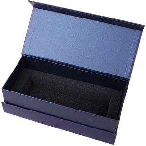 Buy cheap 1500gsm Gloss Lamination Square Electronic Magnetic Box Packaging Clamshell product