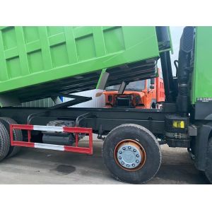 Buy cheap Sinotruk 8X4 12 Wheels HOWO Used 50ton 60ton Heavy Duty Tippers Truck in Ghana Durable from wholesalers