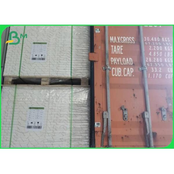 Buy cheap Cup Mat Material Water Absorbing Paper White 0.4mm 0.6mm Wood Pulp from wholesalers