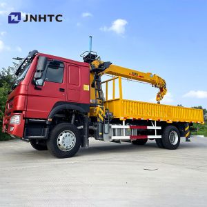 Buy cheap Sinotruk HOWO 4x2 300hp Crane Truck Manual Transmission from wholesalers