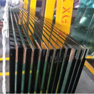 Buy cheap Balcony Guardrails And Modern Bathroom Shower Rooms With Strong Impact Resistance Flat Clear Glass from wholesalers