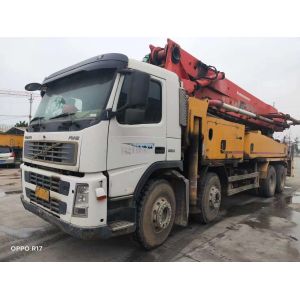 Used Putzmeister Concrete Pump 42m on Volvo Original Structure Cylinder Type