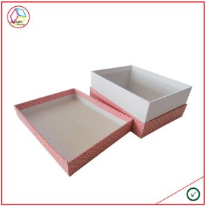 China Decorated Coated Fancy Cardboard Paper Box Die Cutting on sale