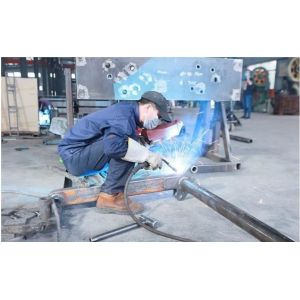 Buy cheap 1500 kg Tail Lift Lorry For Cargo Loading And Unloading from wholesalers