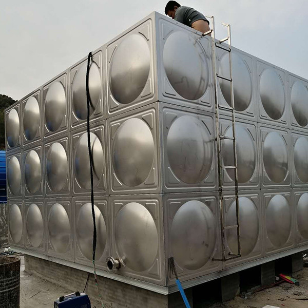Welding Sectional Water Storage Tanks , Anti Rust Large Rectangular Water