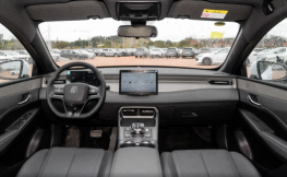 BYD Qin PLUS DMI 2025 Model Plug-in Hybrid 101 Horsepower