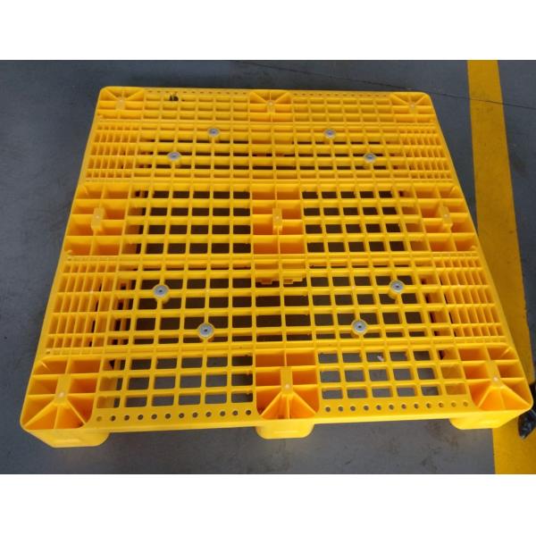 Light plastic pallet manufacturer for transportation and storage