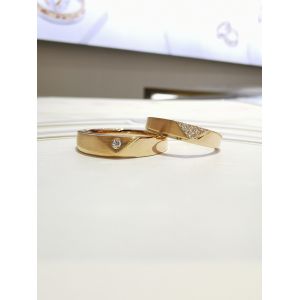 Buy cheap Generous Triangular Pattern Grinding 18K Rose Gold Couple Rings from wholesalers