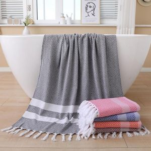 Buy cheap Lightweight Tassel Beach Towel Absorbent Soft Peshtemal Beach Towel from wholesalers