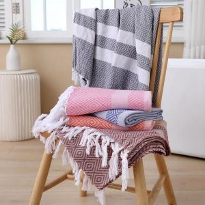 Lightweight Tassel Beach Towel Absorbent Soft Peshtemal Beach Towel