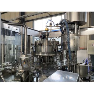 Full Automatic Carbonated Bottling Equipment Beverage Soda Water Filling Machine