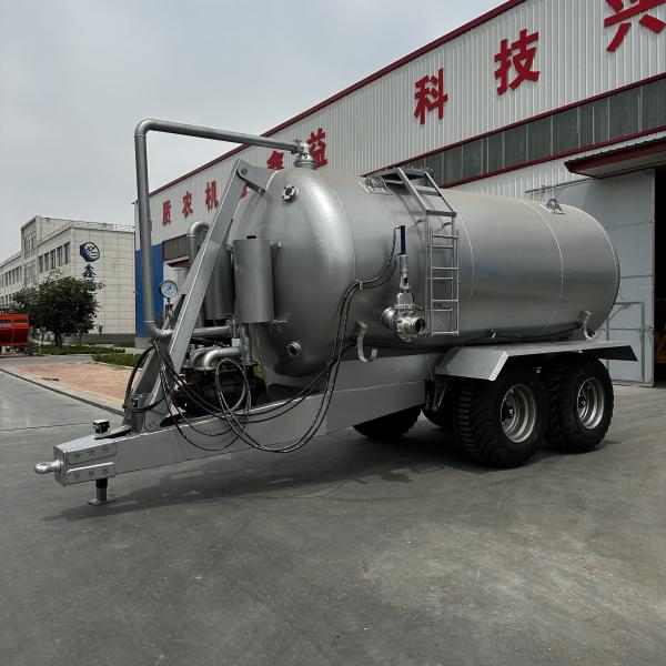 Quality Tractor Fertilizer Manure Spreader With Biogas Slurry Liquid Tank for sale
