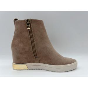 Buy cheap High Top Tan Leather Hiking Shoes Lightweight With Metal Zipper from wholesalers