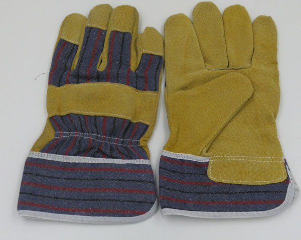 Buy cheap 10 inch pig Leather with cotton back Working Gloves from wholesalers