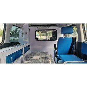 Buy cheap 5.2m Medical Emergency Ambulance Gasoline 4×2 Rear Drive from wholesalers