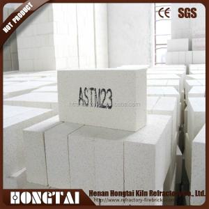 Bulk Density of ≤0.5-1.3g/cm3 JM26 Mullite Insulating Brick for White Color