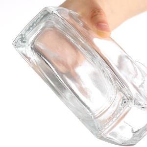 Empty Glass Bottle Decanter for of Beverage Bottles of Whisky and Wine