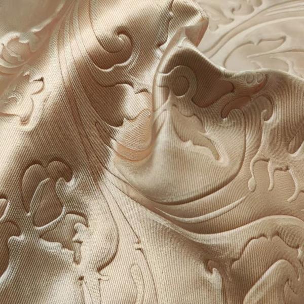 Quality Polyester Emboss Winter Jacket Fabric 300Dx300D 240gsm Wrinkle Free for sale