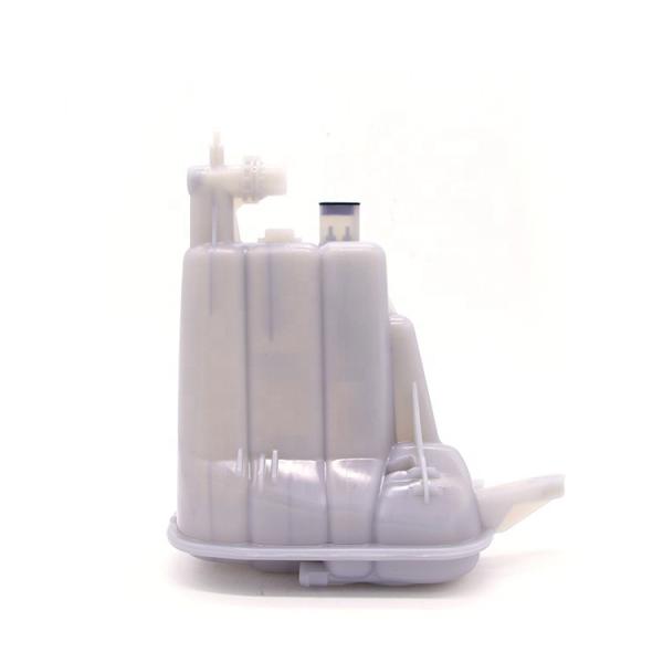 Quality 8K0121403Q Water Reservoir Car Expansion Tank Auto Engine Water Coolant Tank For Audi A4 A5 Q5 for sale