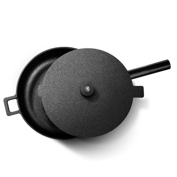 Quality OEM 3.5kg Cast Iron Skillet Pans 28cm Fry Pan Skillet Drawing Texture for sale