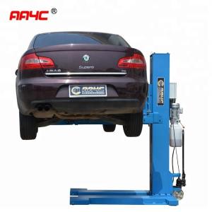 Buy cheap Hydraulic One Post Vehicle Lift Single Post Car Hoist 2.5T 1.8M Manual Parking from wholesalers