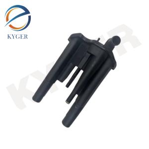 LR054999 Auto Engine System Automotive Accessories Oil & Gas Separator LR013287