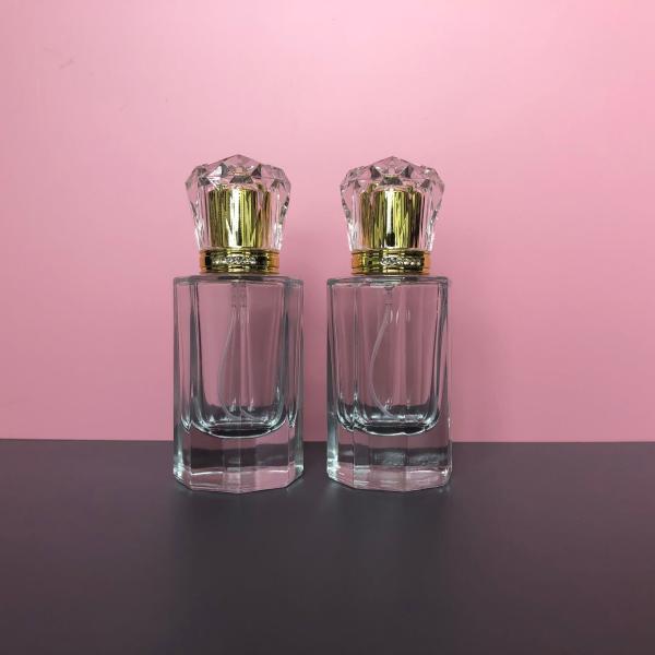 Quality Cosmetic 50ml Perfume Spray Bottle Delicate Crown Cap Recyclable Filling for sale