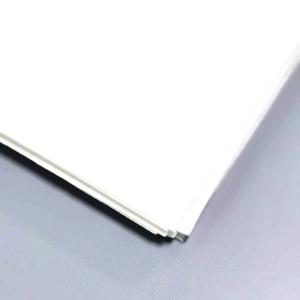 Buy cheap Non Fluorescence Breathable White Airlaid Tissue For Napkin product