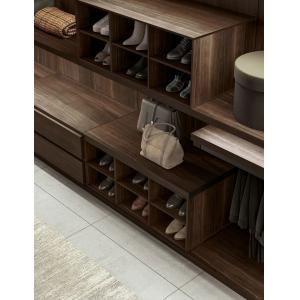 Modern Custom Walk In Wardrobe Design Customized For Bedroom