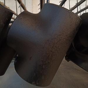 Buy cheap ASME/ANSI B16.9 Standard Carbon Steel Tee for SCH40 Pressure and Durable Material from wholesalers