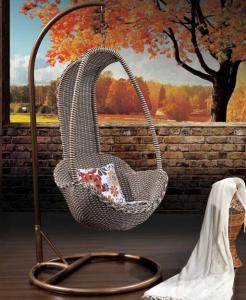 China Rattan hanging egg chair/outdoor hanging swing on sale
