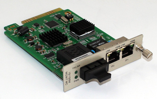 Quality 2 Tx To 1 Fx 1000M Media Converter , Support 2u 16 Slots Rack Remote Management for sale