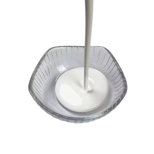 White Acrylic Emulsion Waterproofing Ideal For Both New Constructions And