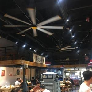 Al-Mg Alloy Blade 2.4m Brushless HVLS Ceiling Fan for Hotel or Domestic Energy