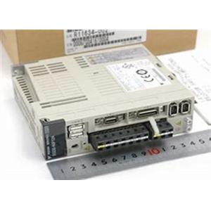 Yaskawa AC Servo Amplifier SGDS-A5F12A Brand New Original Box