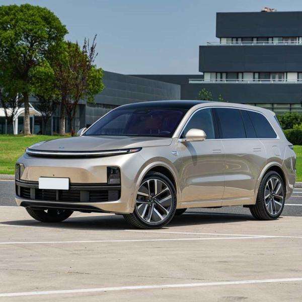 2023 Lixiang L9 PRO 1315km Ternary Lithium Battery Silver Exterior Color
