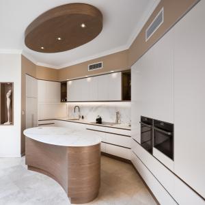 Buy cheap Luxury Melamine Kitchen Cabinet Custom Modern Design HMR Core Particle Board product