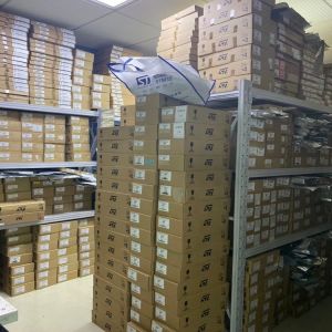 Chuangyunxinyuan Original In Stock Integrated Circuit SOIC-8 Component