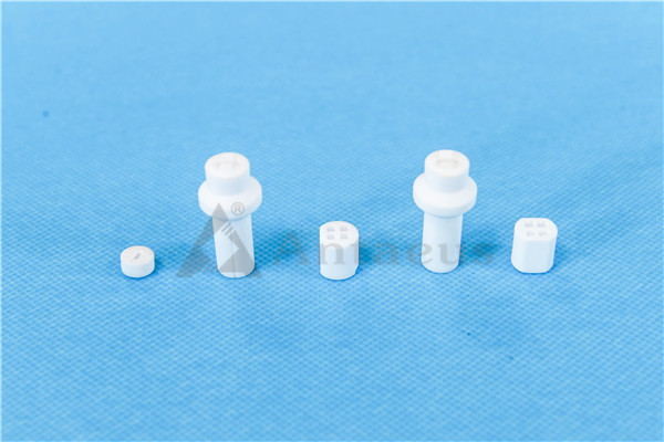 Buy cheap AL2O3 98% Heating Element Ceramic Insulator Low Thermal Conductivity from wholesalers