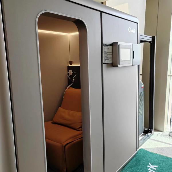 2 People Hardshell Hyperbaric Therapy Chamber High Pressure 23% Oxygen